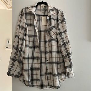 NWT Hazel and Olive Boutique Oversize Flannel Size Small